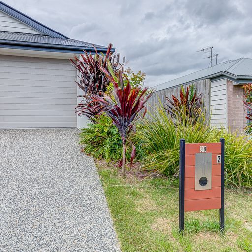 2 bedrooms House in 2/38 Anne Street PARK RIDGE QLD, 4125