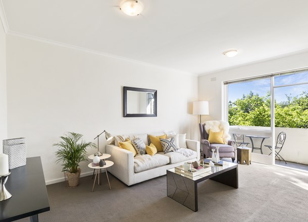 8/232-234 Barkly Street, St Kilda VIC 3182