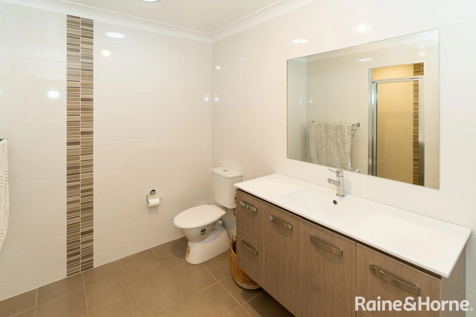 Additional image 5 of 6/12 Higgins Avenue, Wagga Wagga NSW 2650