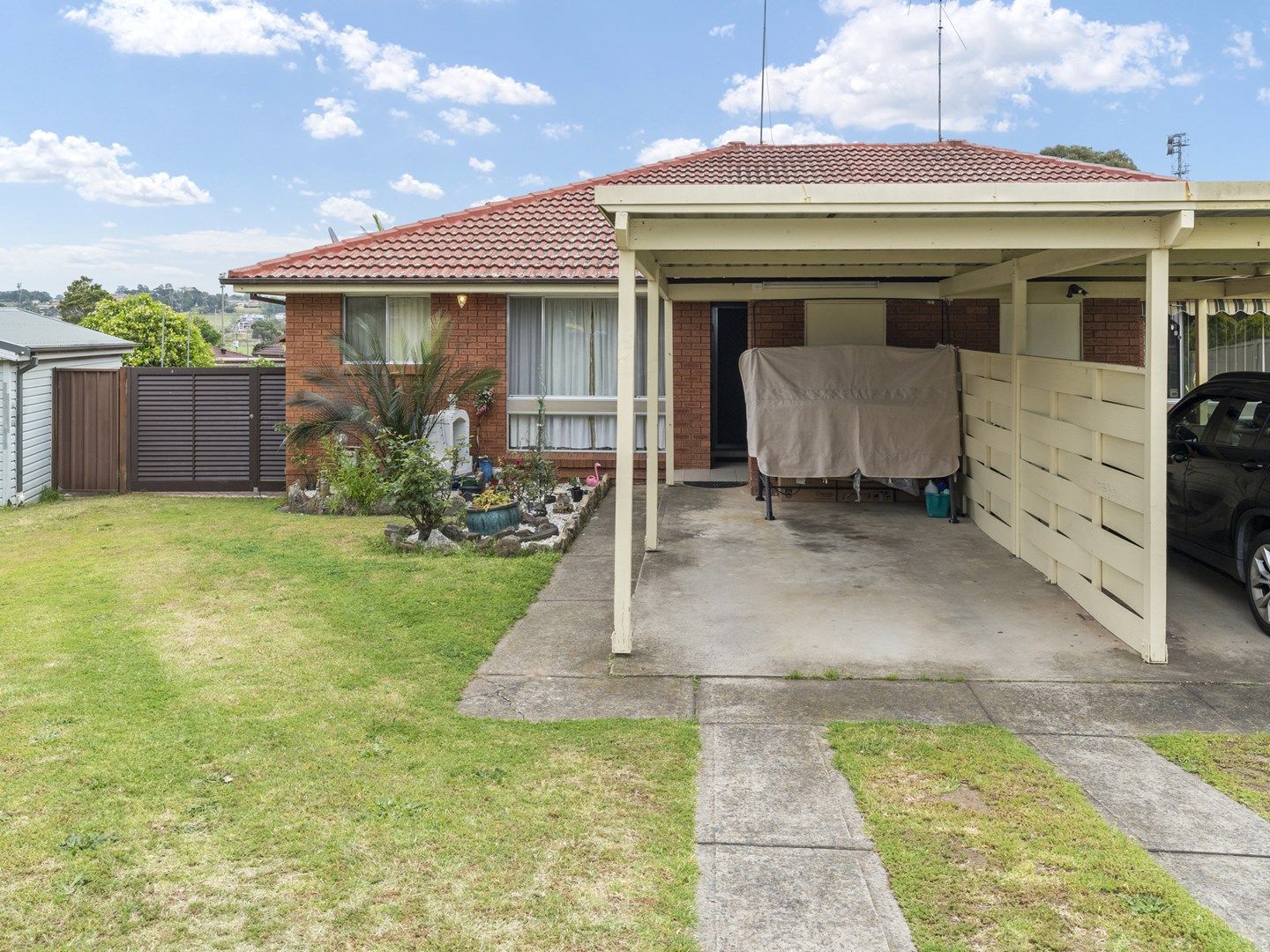 5 Hall Place, Minto NSW 2566, Image 0