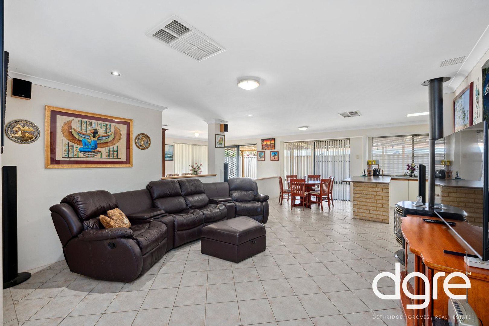 5 Roscrea Court, Orelia WA 6167, Image 2