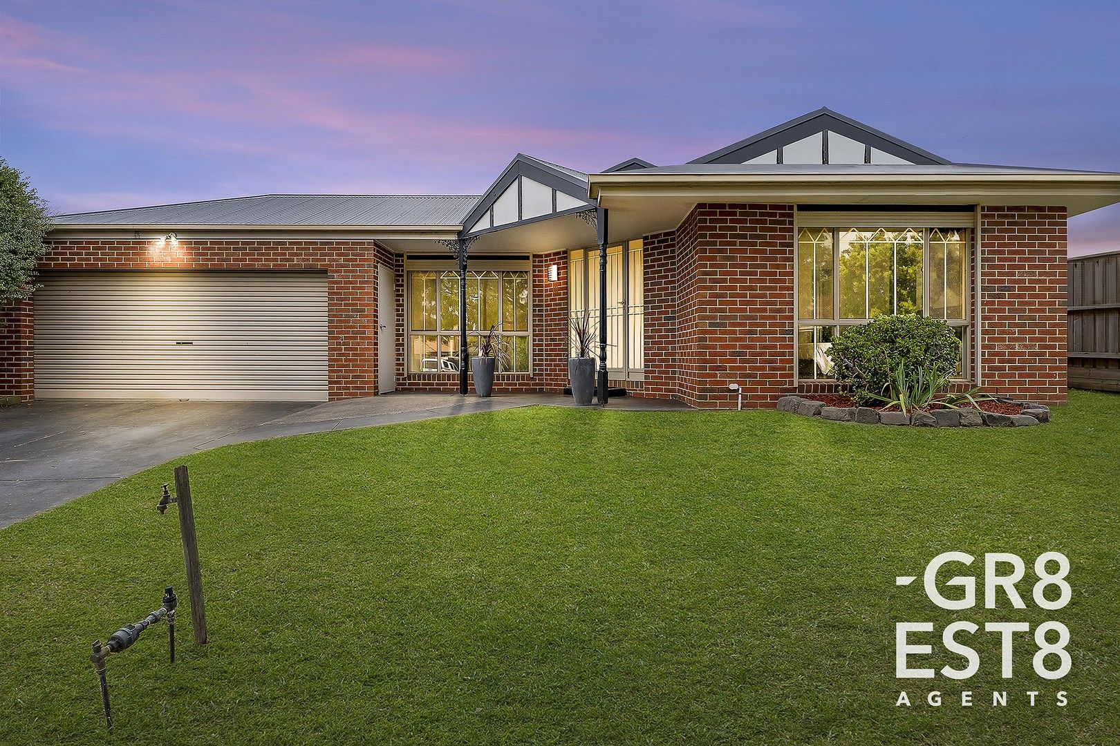 10 Shand Court, Berwick VIC 3806, Image 0