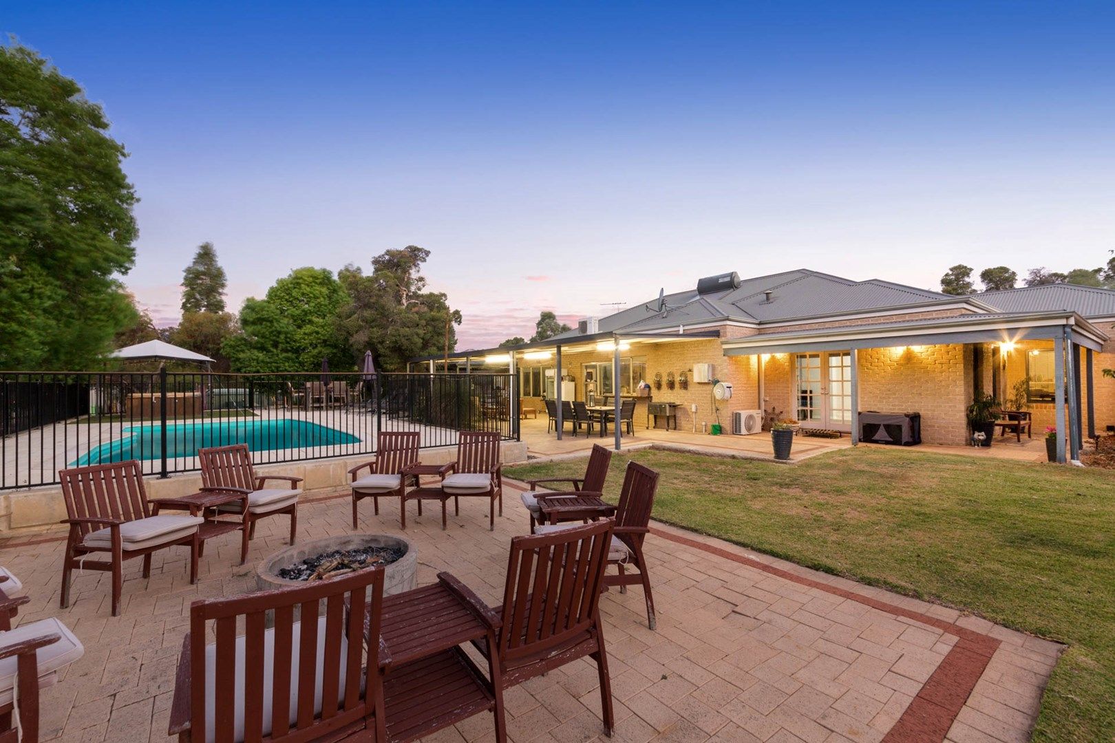 191 Craddon Road, Oakford WA 6121, Image 0