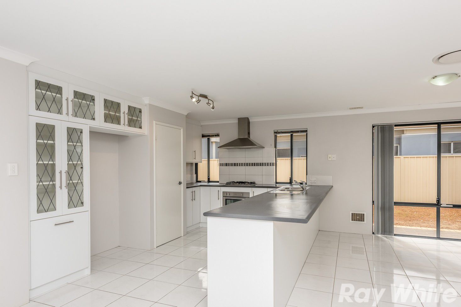 4 Essie Street, Wandina WA 6530, Image 0