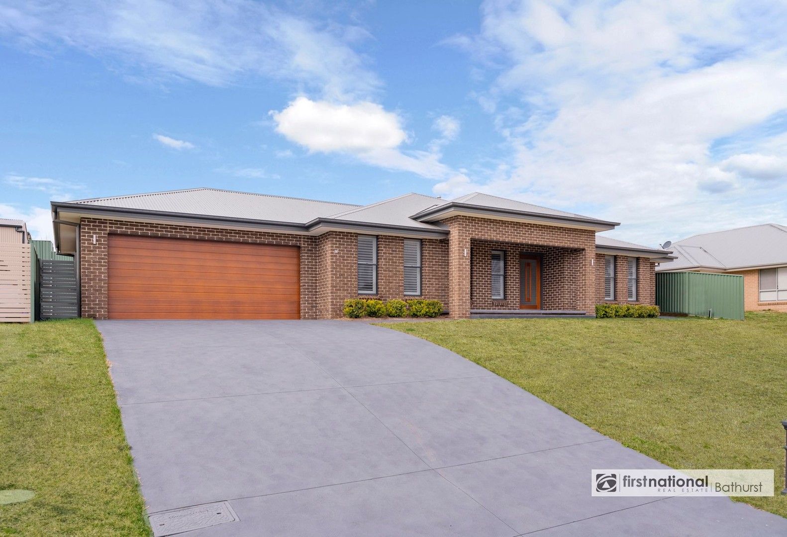 4 bedrooms House in 14 Governors Parade WINDRADYNE NSW, 2795