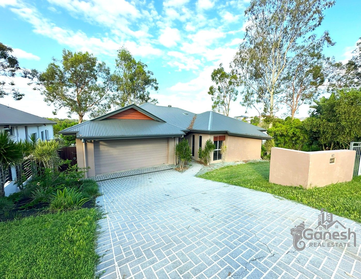 4 bedrooms House in 42 Summit Drive SPRINGFIELD LAKES QLD, 4300