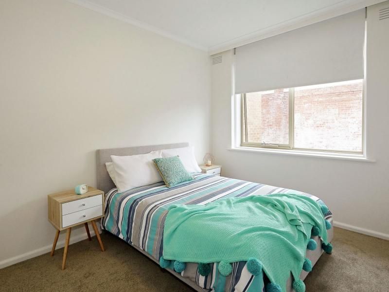 15/206 Canterbury Road, St Kilda West VIC 3182, Image 2