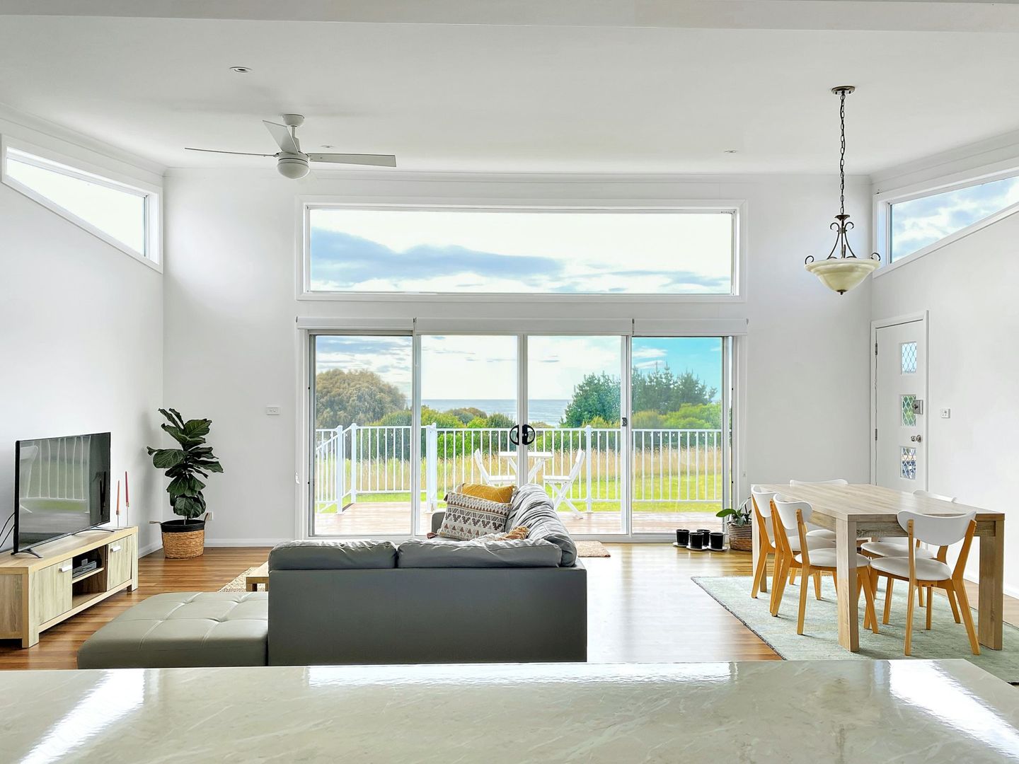 28 Franks Street, Falmouth TAS 7215, Image 2