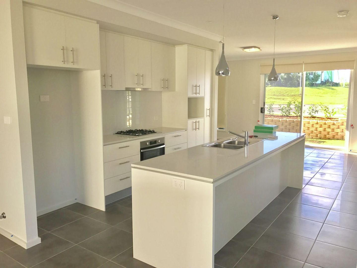 135 Liz Kernohan Drive, Elderslie NSW 2570