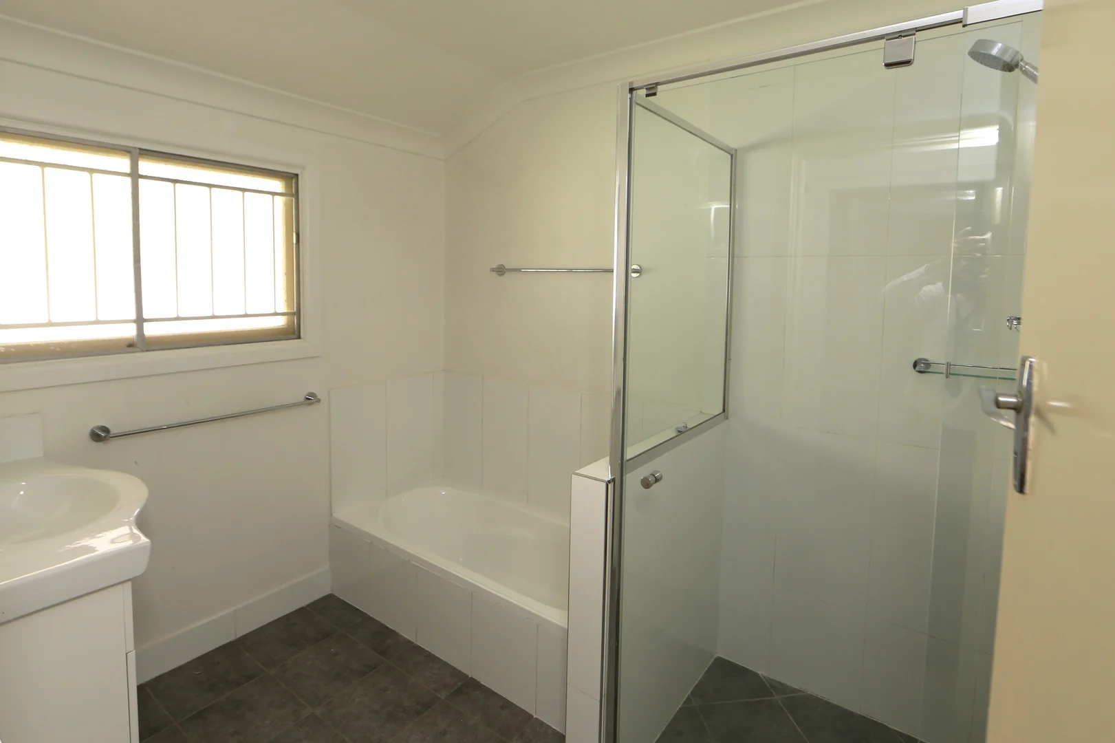 Additional image 5 of 11 Gardenvale St, Holland Park West QLD 4121