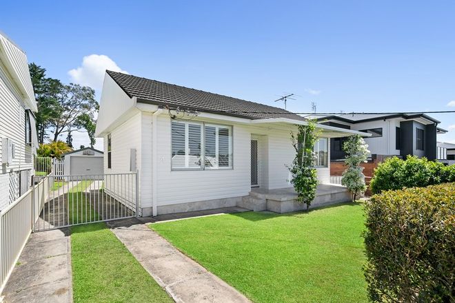 Picture of 4 Henry Street, ADAMSTOWN NSW 2289