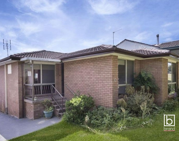 1 Esther Close, Gorokan NSW 2263