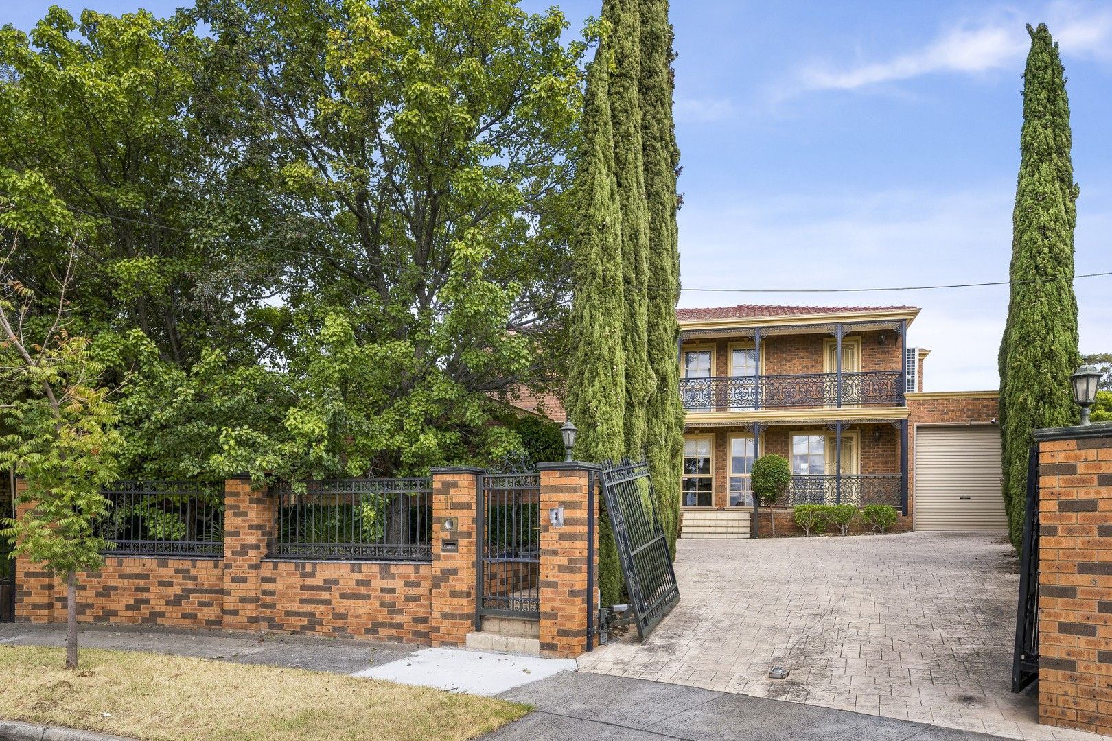 11 Maple Court, Keilor VIC 3036, Image 0