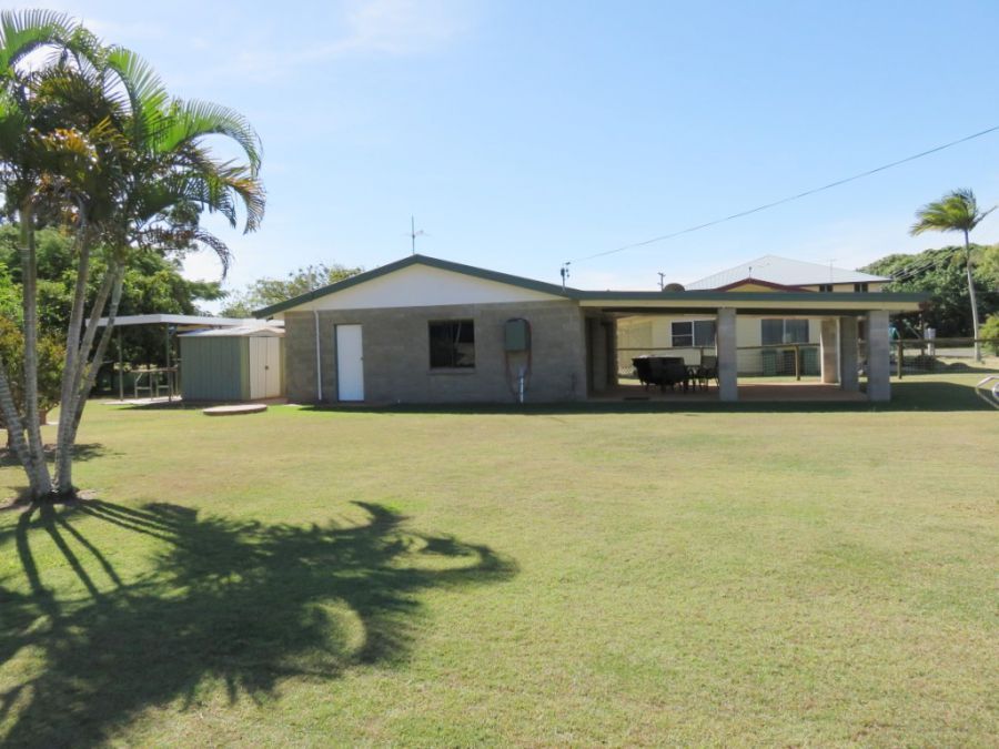 1 bedrooms House in 6 Mcleod Street MIDGE POINT QLD, 4799
