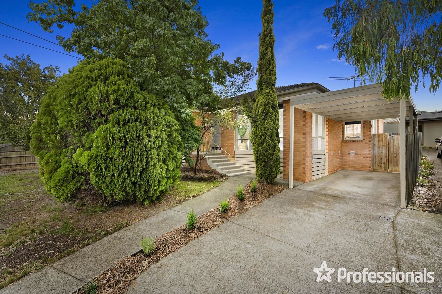 8 Apollo Court, Croydon South VIC 3136, Image 0