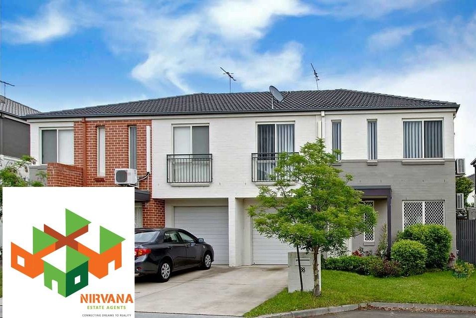 3 bedrooms Townhouse in 38 Bandicoot Drive WOODCROFT NSW, 2767