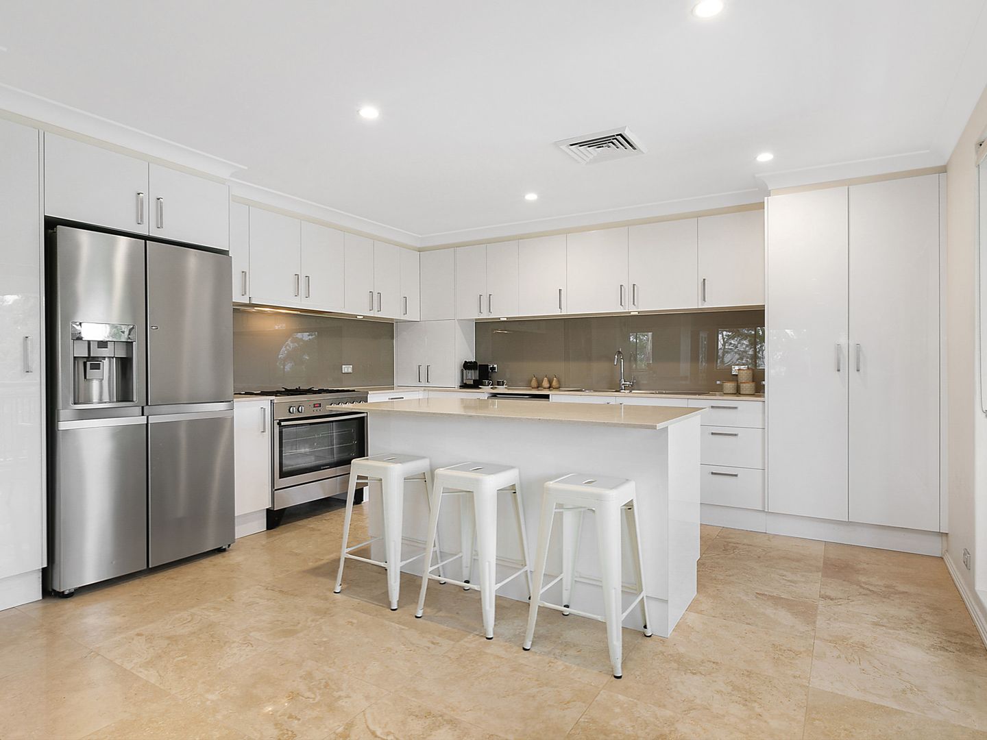 75 Whitfield Parade, Hurstville Grove NSW 2220, Image 2