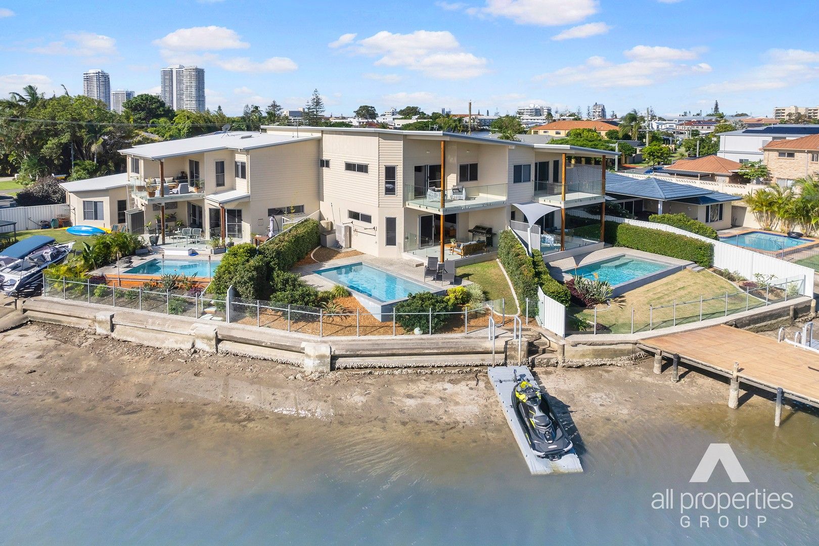 2/2 Vaggelas Crescent, Biggera Waters QLD 4216, Image 1