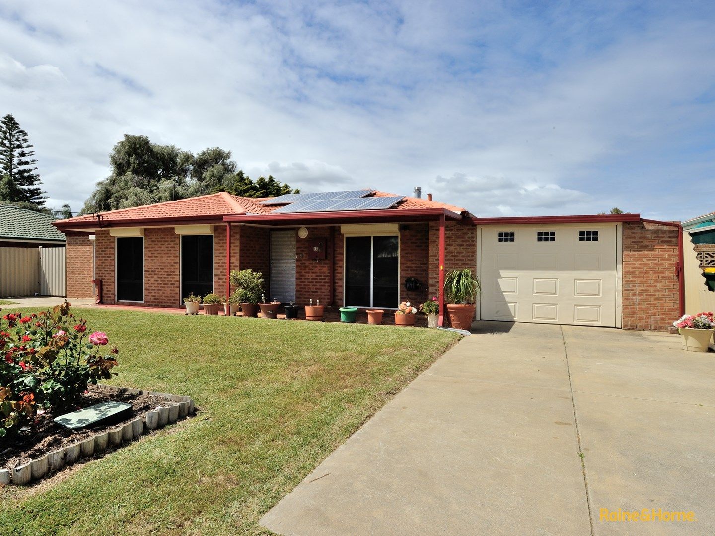 17 Wyola Street, Cooloongup WA 6168, Image 1