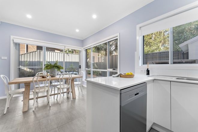 Picture of 2/30 Robertson Street, HELENSBURGH NSW 2508