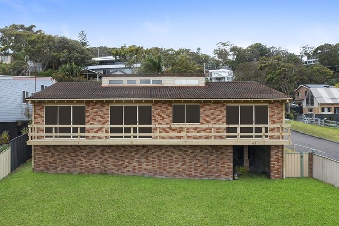 Picture of 47 Lowanna Avenue, FORRESTERS BEACH NSW 2260