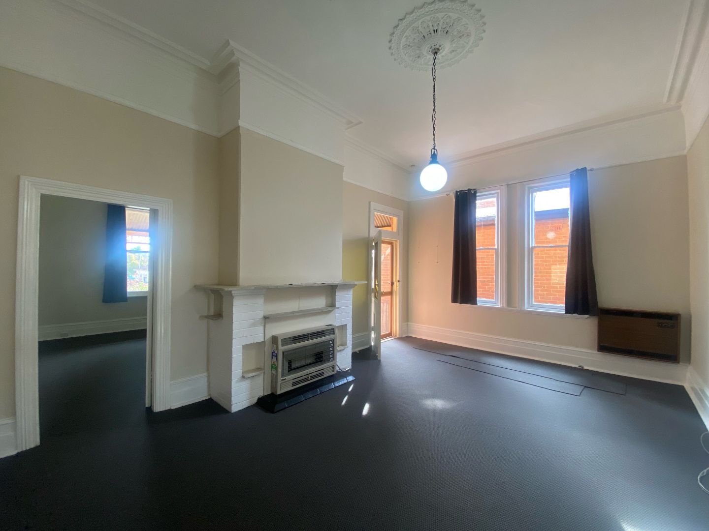 1/33 Victoria Street, Goulburn NSW 2580 Apartment For Rent Domain