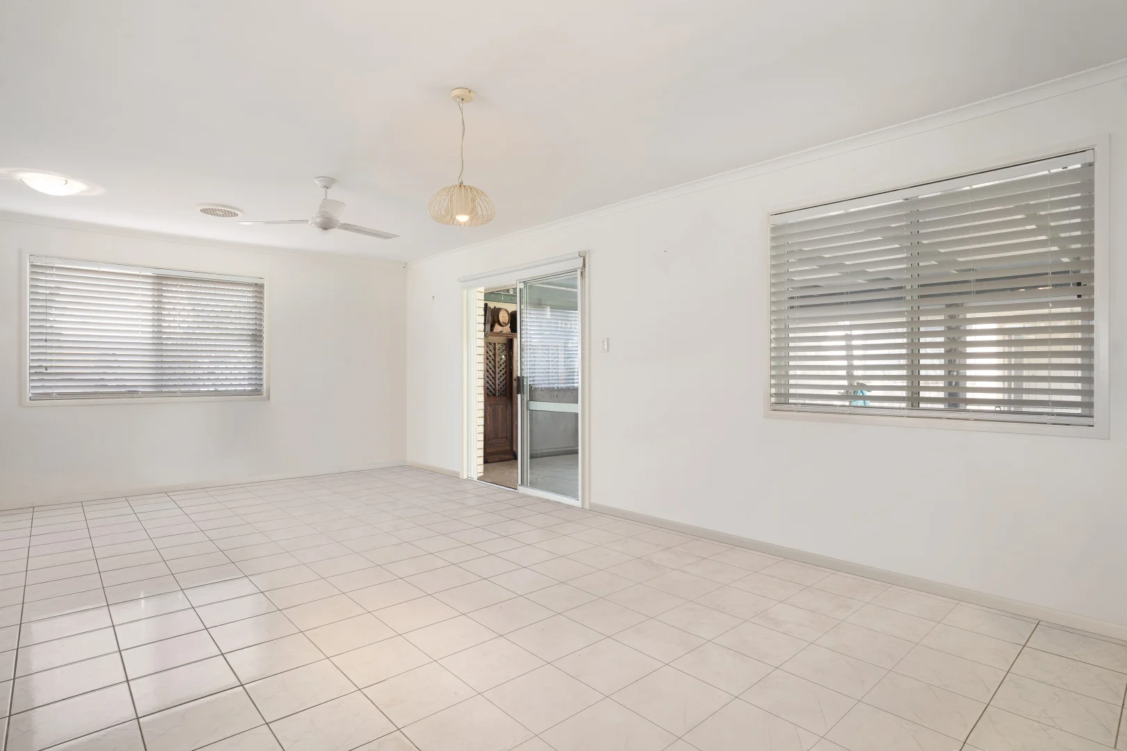 Additional image 9 of 123 Mudjimba Beach Road, Mudjimba QLD 4564