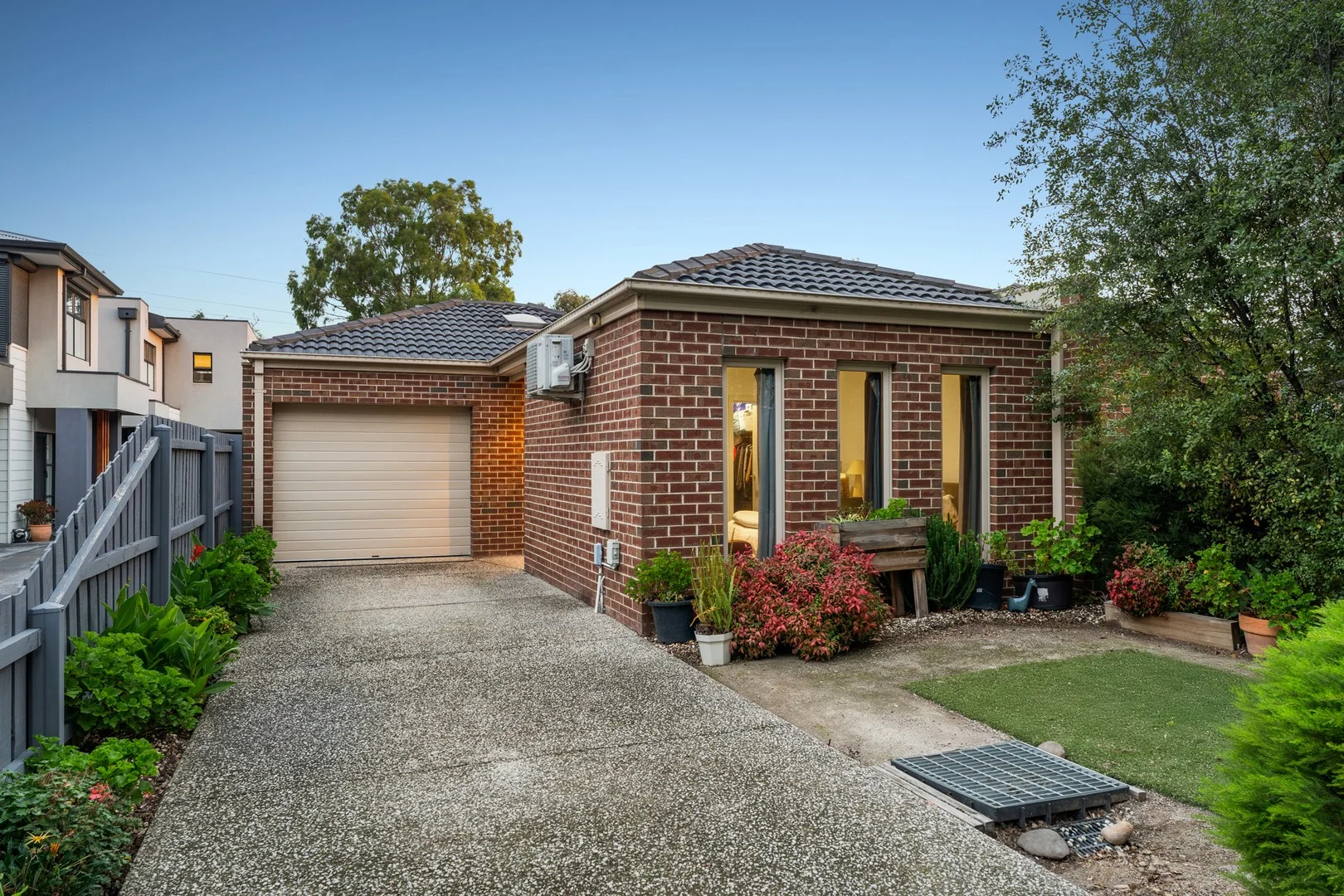 17 Cypress Avenue, Brooklyn VIC 3012