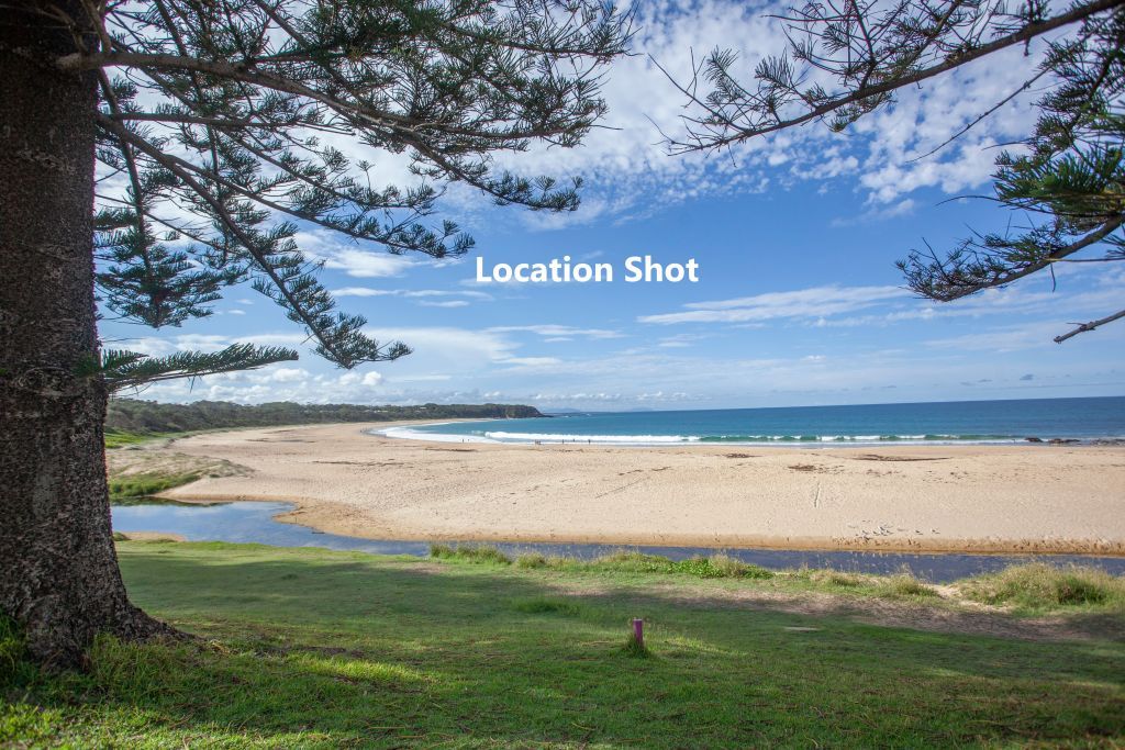 13 ALBERT STREET, Black Head NSW 2430, Image 2