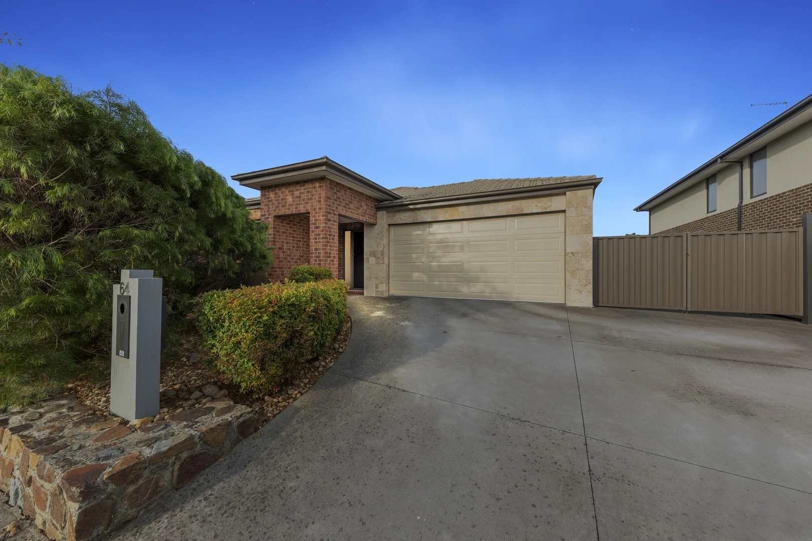 64 Timbertop Boulevard, Officer VIC 3809