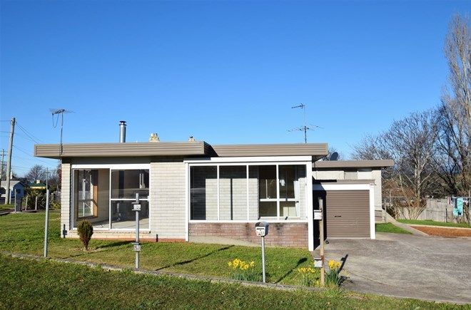 Picture of 1/42 Beefeater Street, DELORAINE TAS 7304