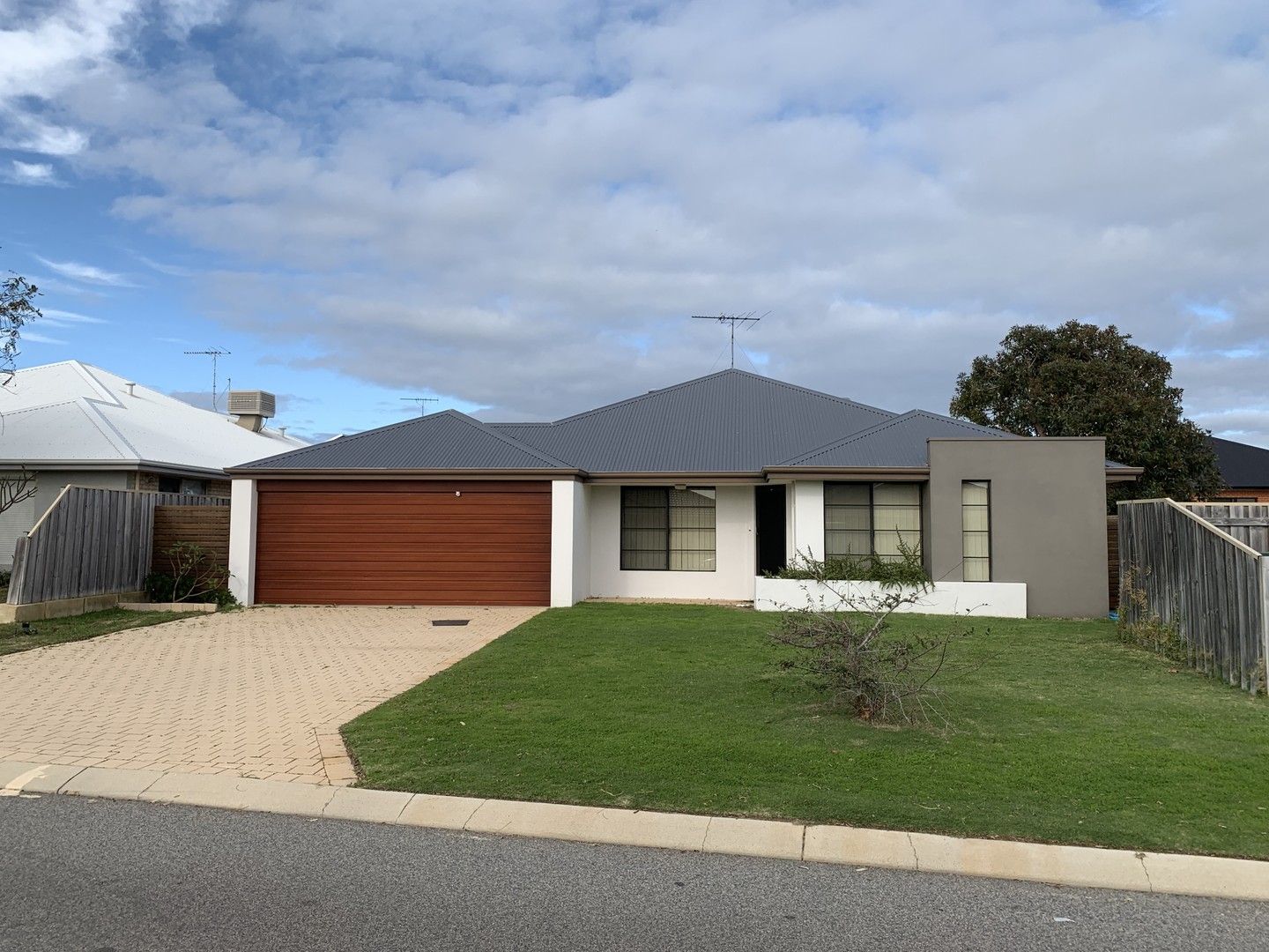 249 Peelwood Parade, Halls Head WA 6210, Image 0