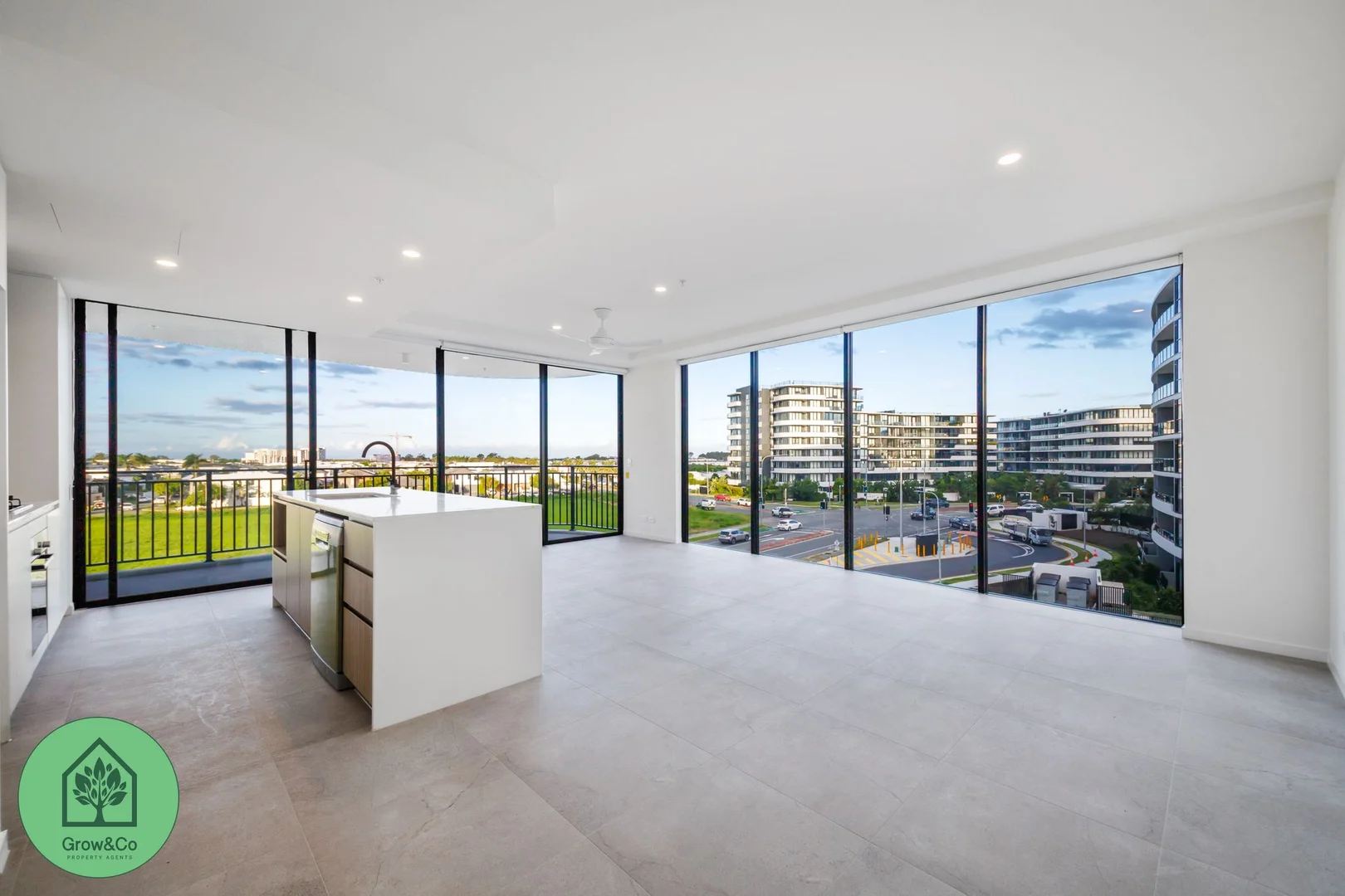 Additional image 8 of 2407/10 Sickle Avenue, Hope Island QLD 4212