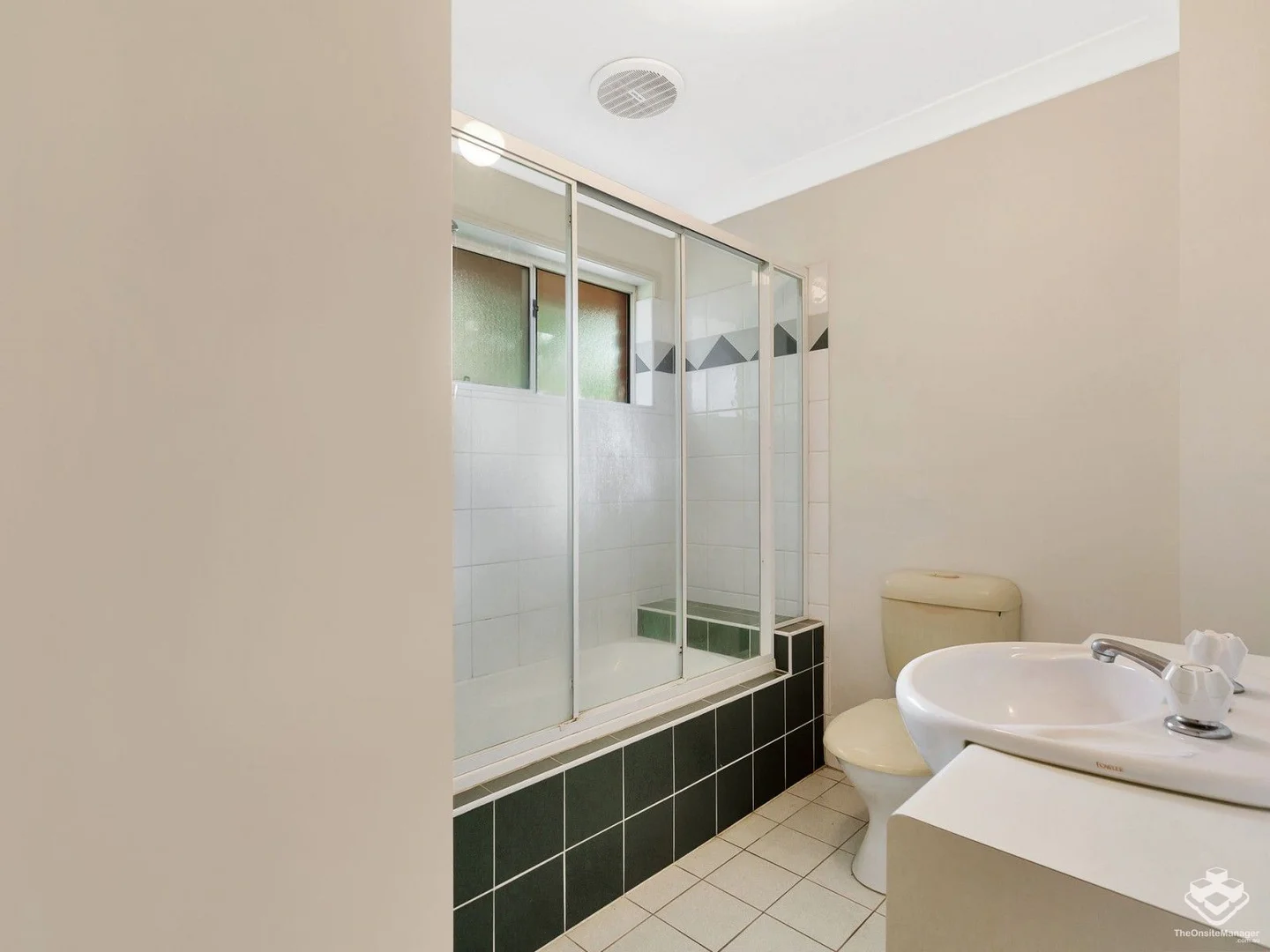 Additional image 8 of ID:21173960/18 Sunny Court, Sunnybank Hills QLD 4109