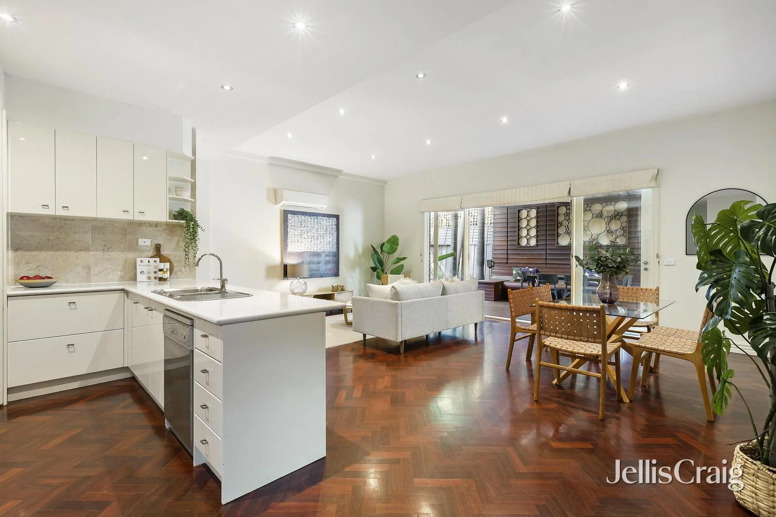 Primary image of 3/319 Barkly Street, Elwood VIC 3184