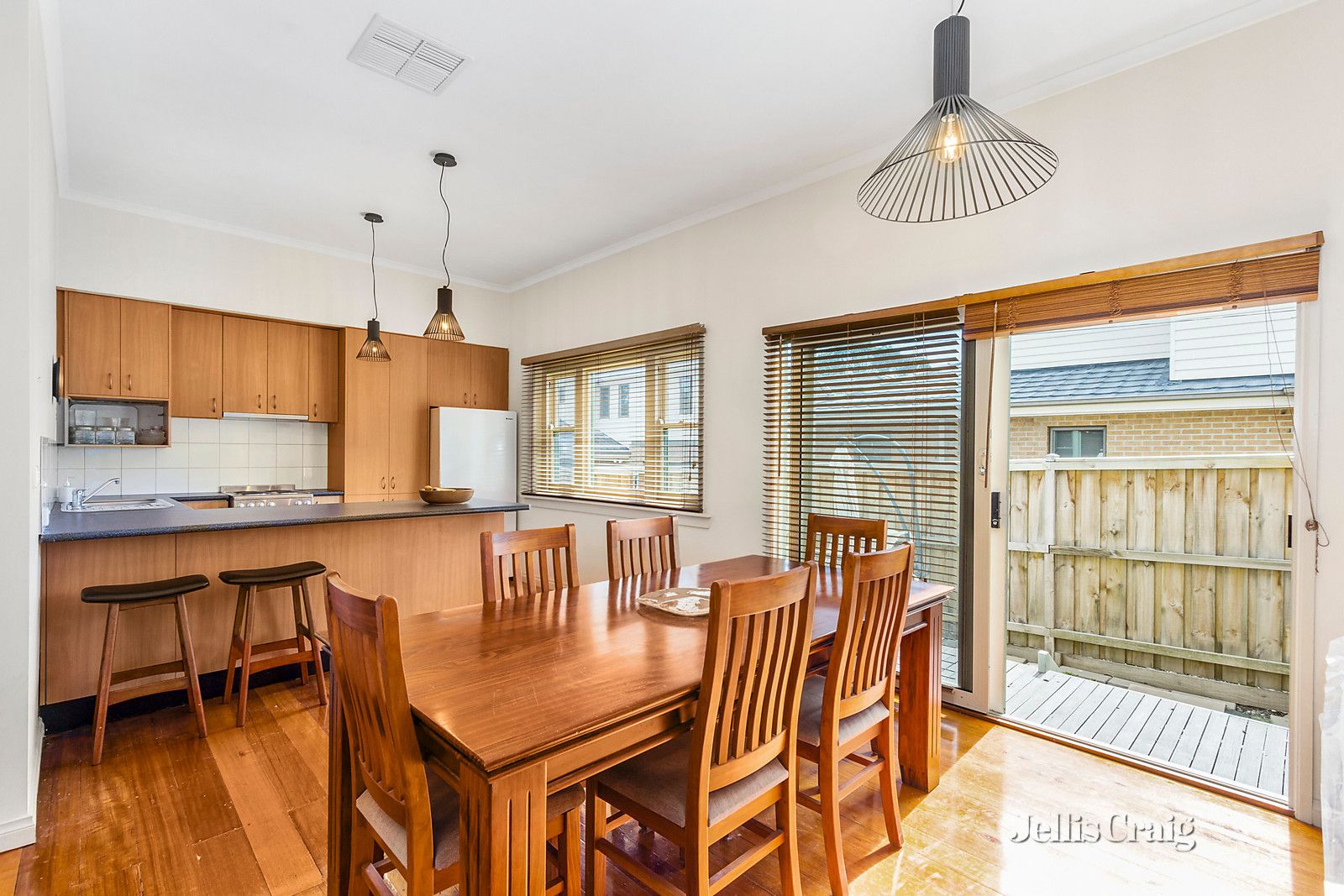 2/14 Shady Grove, Nunawading VIC 3131, Image 2