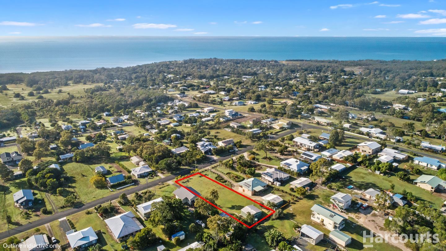 17 Blue Water Road, Booral QLD 4655