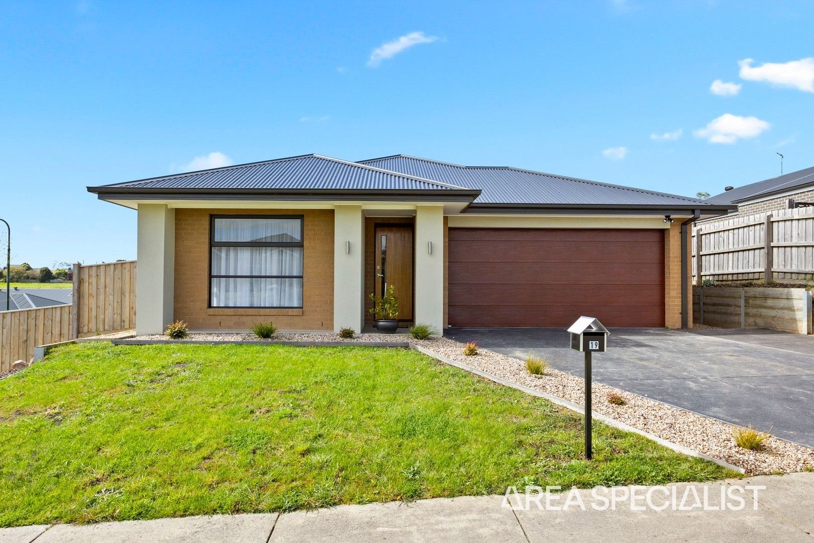 4 bedrooms House in 19 Romano Way KORUMBURRA VIC, 3950