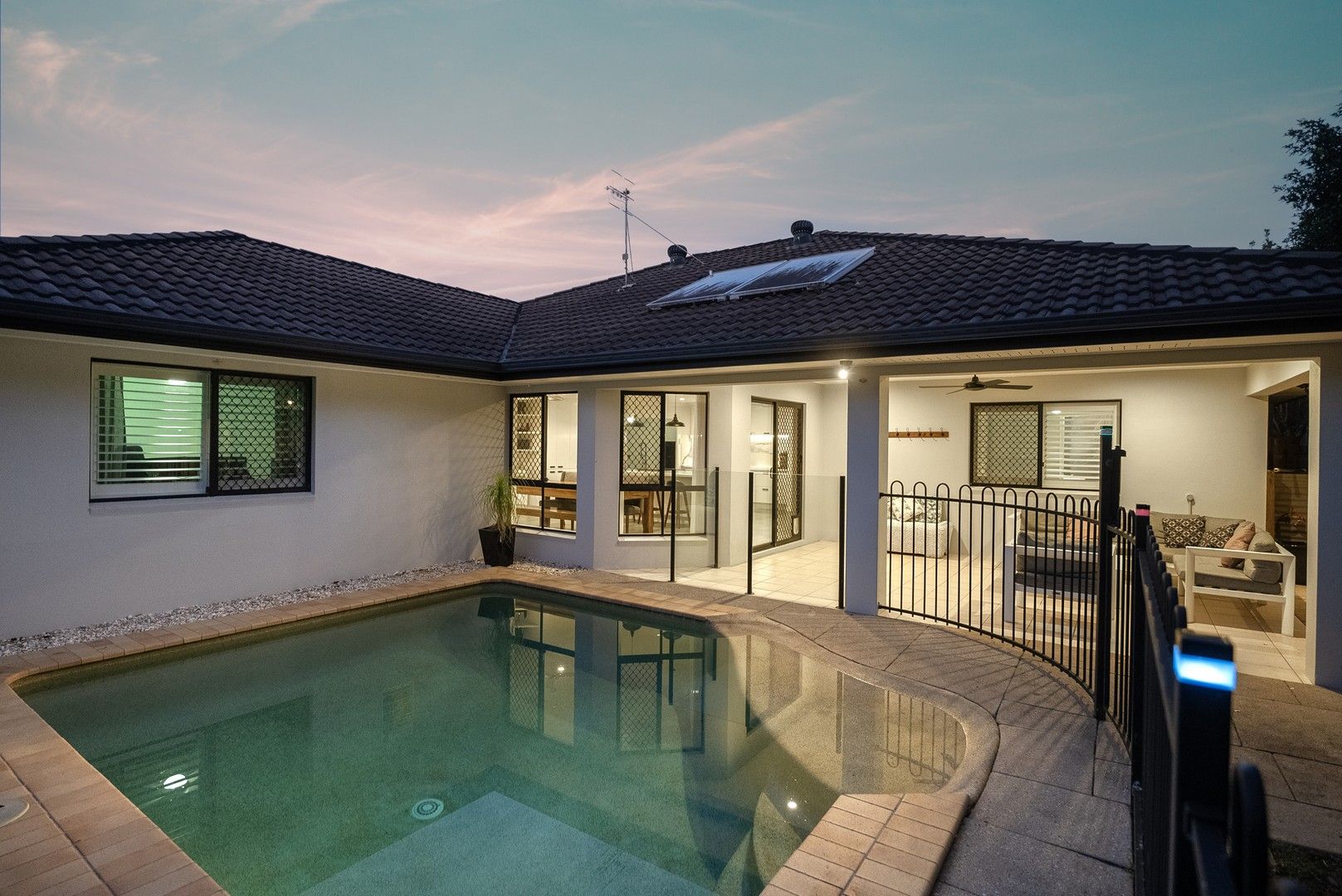 5 bedrooms House in 3 Gracemere Boulevard PEREGIAN SPRINGS QLD, 4573