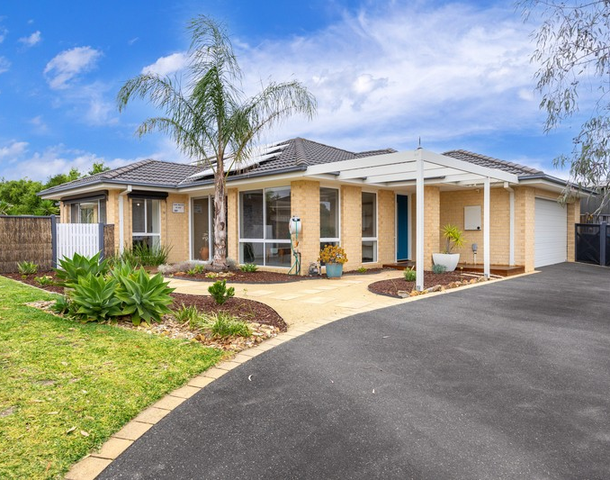 14 Peninsula Sands Boulevard, Rosebud VIC 3939