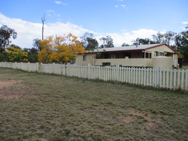 4 bedrooms Rural in  TARA QLD, 4421