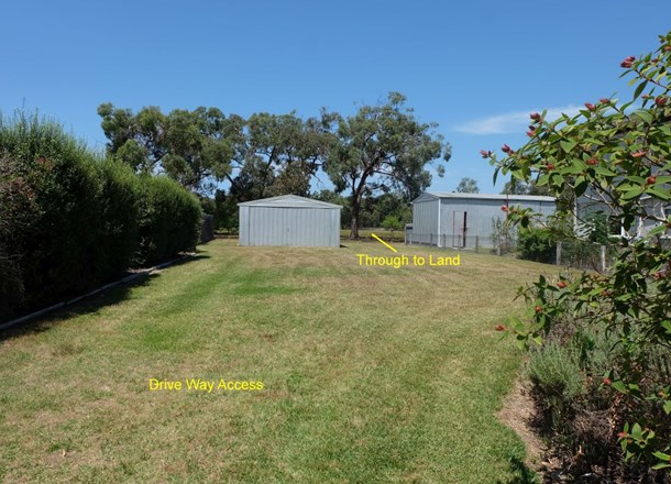 23 Gravelly Point Road, Raymond Island VIC 3880