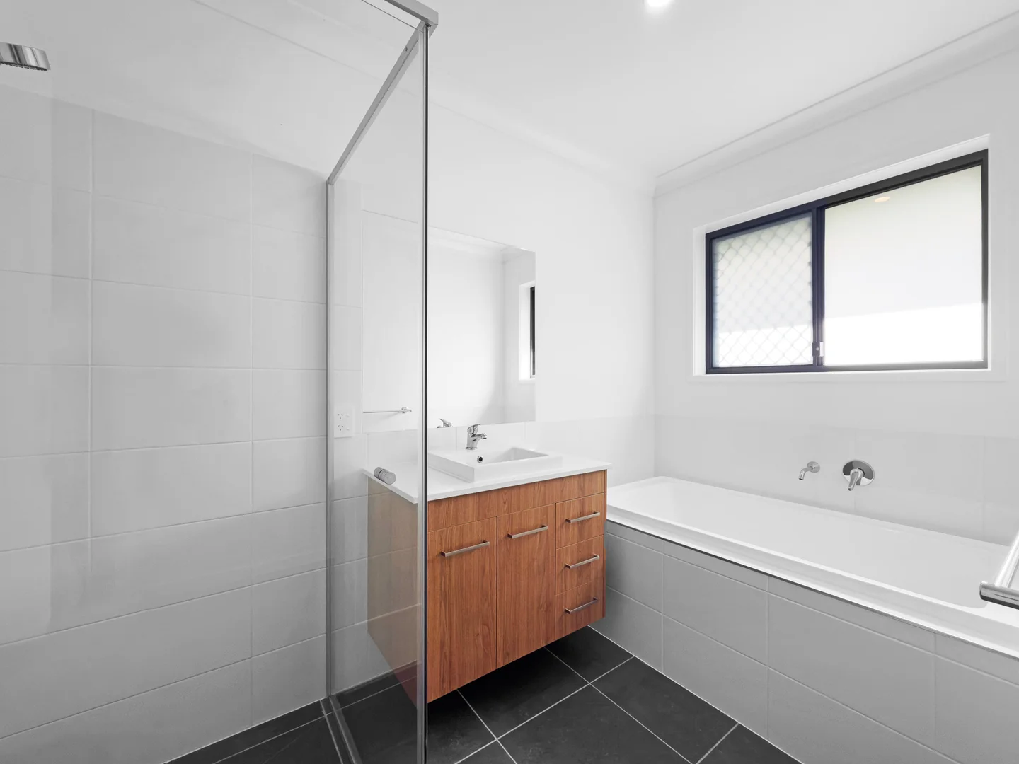 Additional image 5 of 2/85 Indigo Way, Kawungan QLD 4655