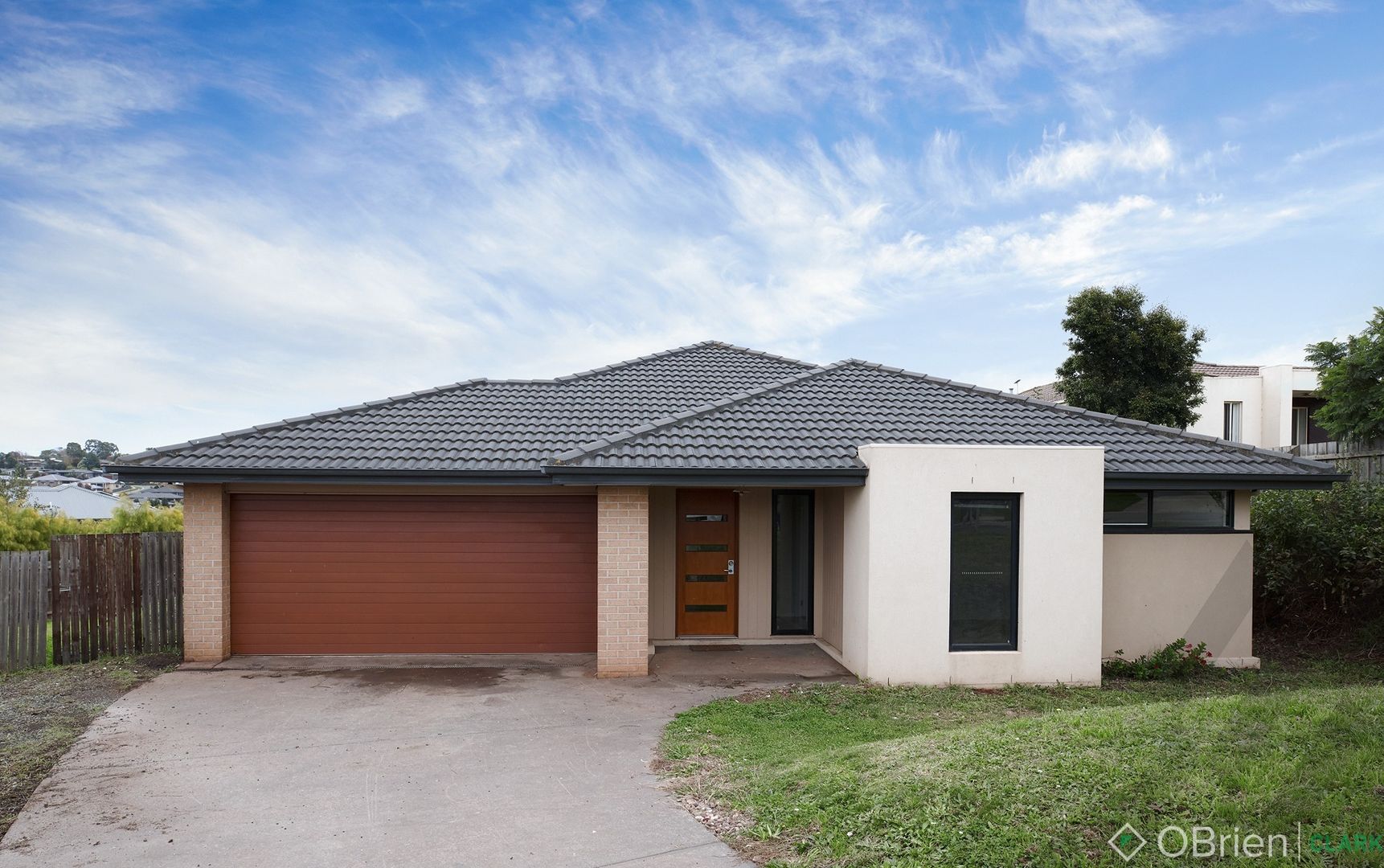 4 bedrooms House in 16 Bladen Street WARRAGUL VIC, 3820