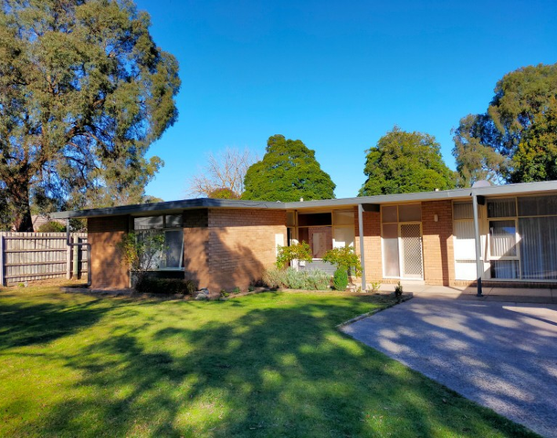 4 Talbot Street, Mitcham VIC 3132