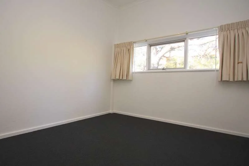 Additional image 7 of 4/4 Edmondson St, Campbell ACT 2612