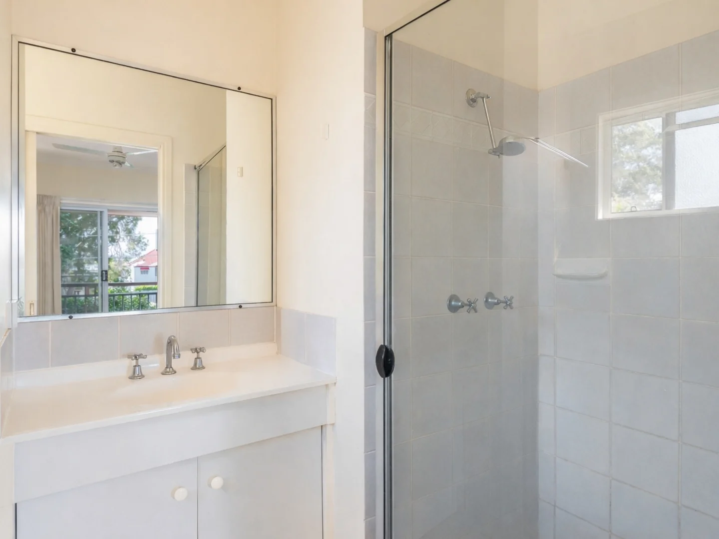 Additional image 7 of 1/177 Riding Road, Balmoral QLD 4171