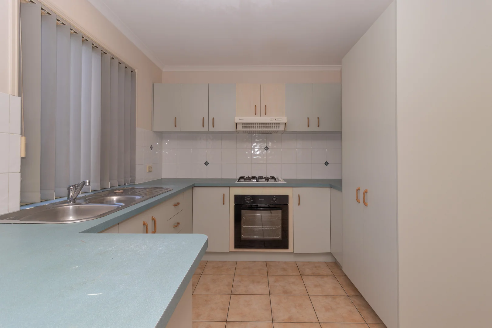 Additional image 3 of 775 Boat Harbour Drive, Urangan QLD 4655