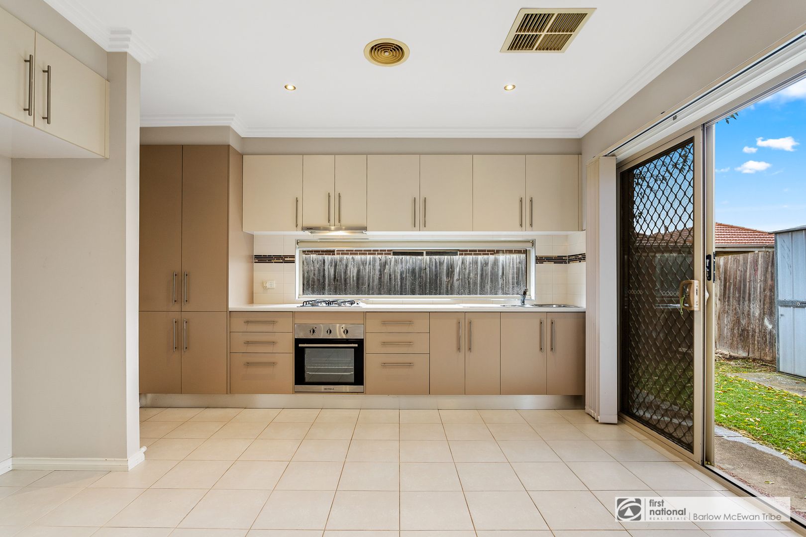 4/9-11 Walshe Court, Altona Meadows VIC 3028, Image 1