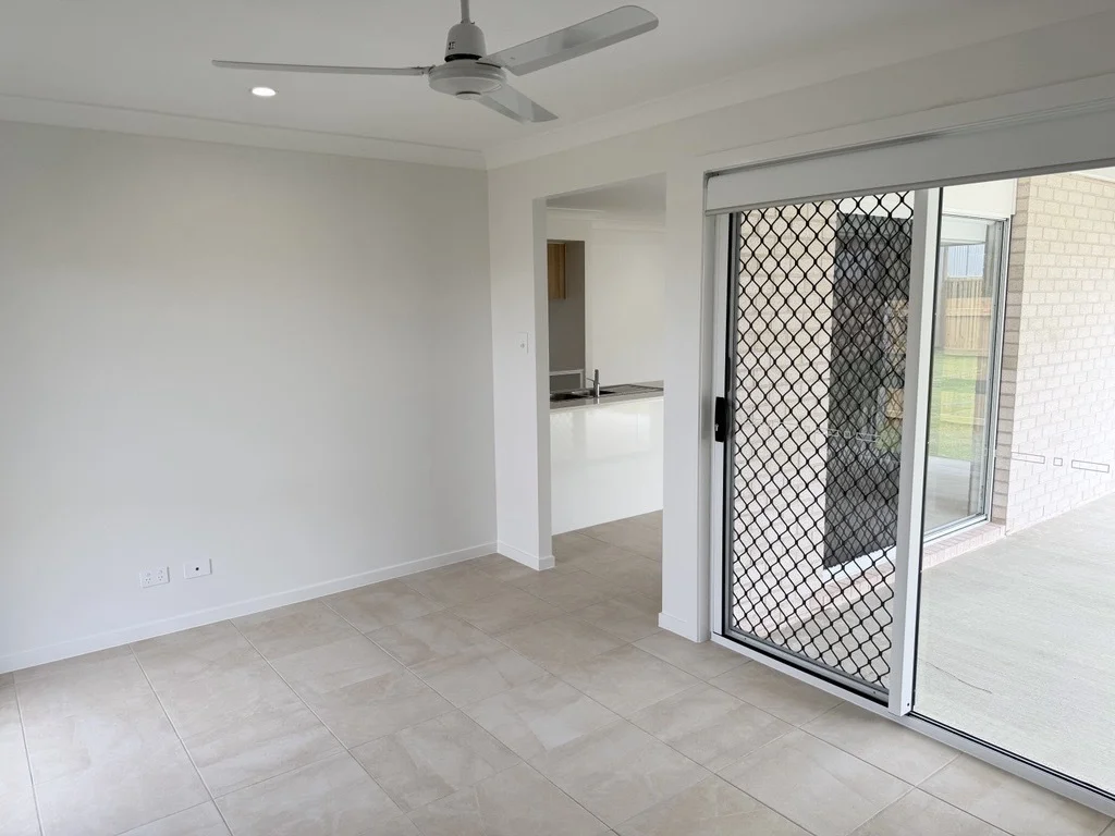 Additional image 8 of 38 West Spring Way, Nikenbah QLD 4655
